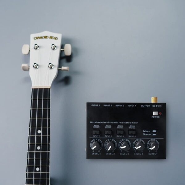 Mini Audio Mixer 4 Channel